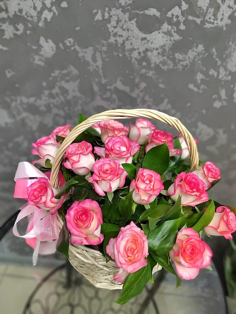 Цветочная композиция из Розы в корзине в Молодежный