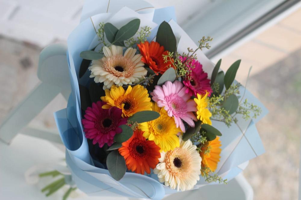 Букет цветов из: Герберы в Молодежный