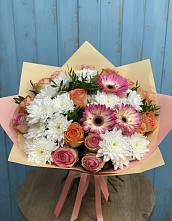 Букет цветов из:  Розы, Герберы и Хризантемы #REPLACE_PRED# Молодежный
