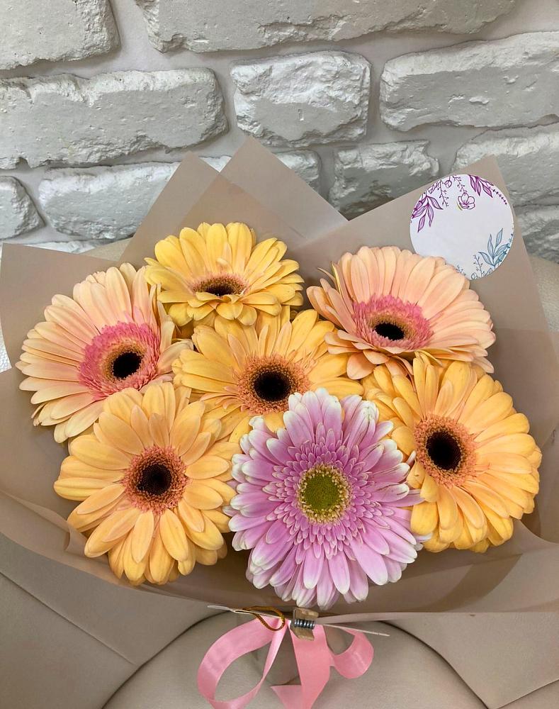 Букет цветов из: Герберы в Молодежный
