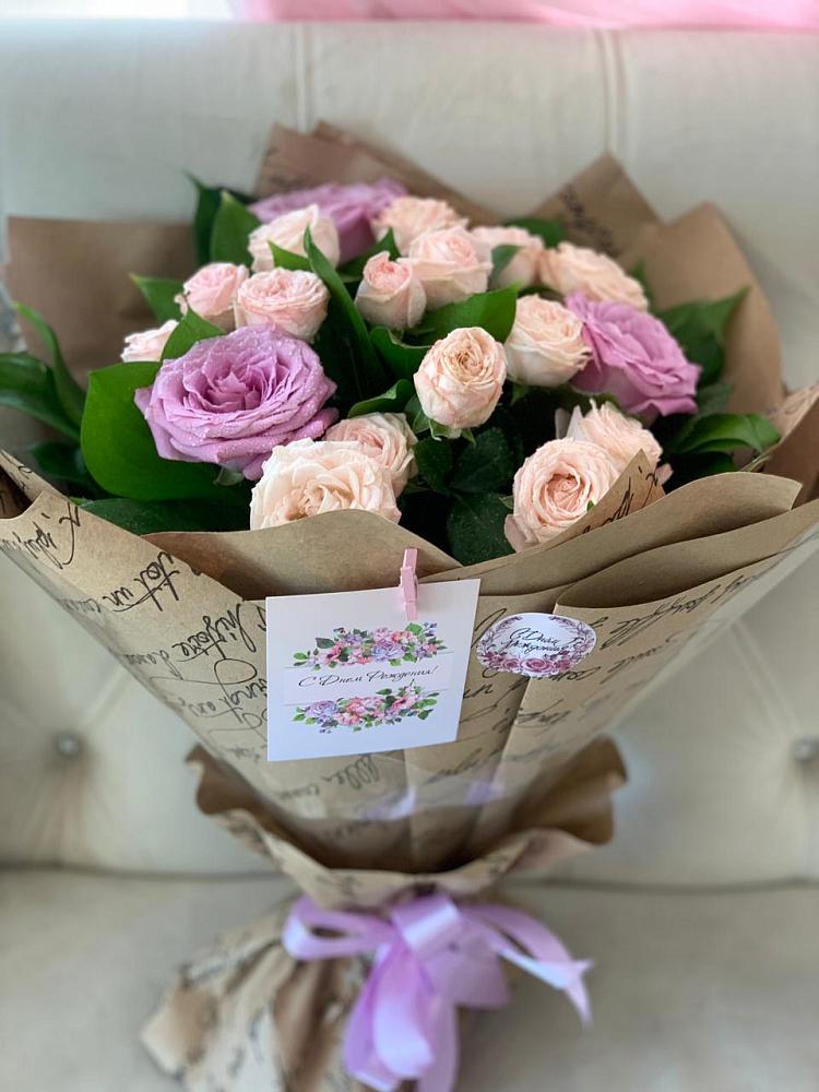 Букет цветов из: Розы в Молодежный