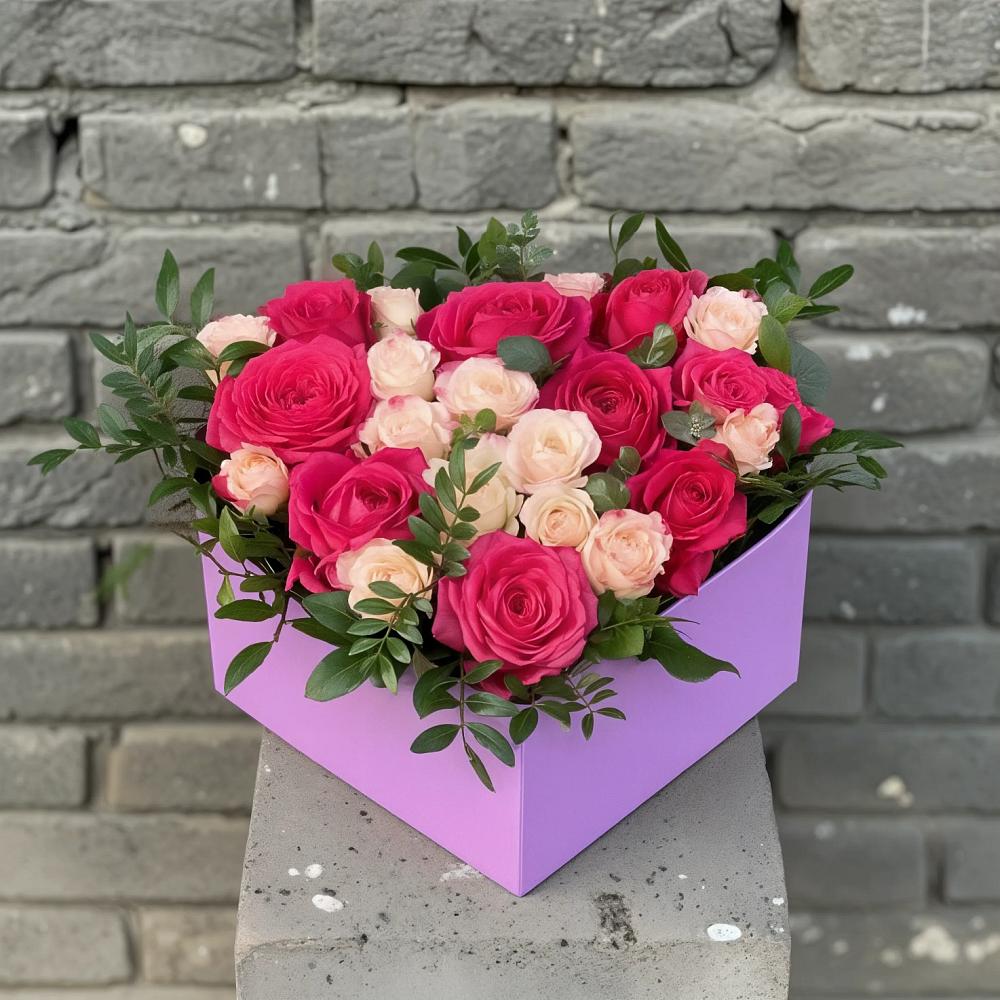 Цветочная композиция из Розы в коробке в Молодежный