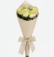 Букет цветов из:  Розы в Молодежный