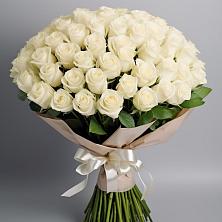 Букет 101 беля роза Белоснежка в Молодежный