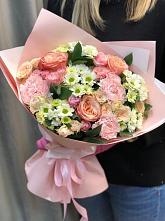 Букет нежные объятья в Молодежный Букет цветов из: Гвоздики, Розы и Хризантемы в Молодежный