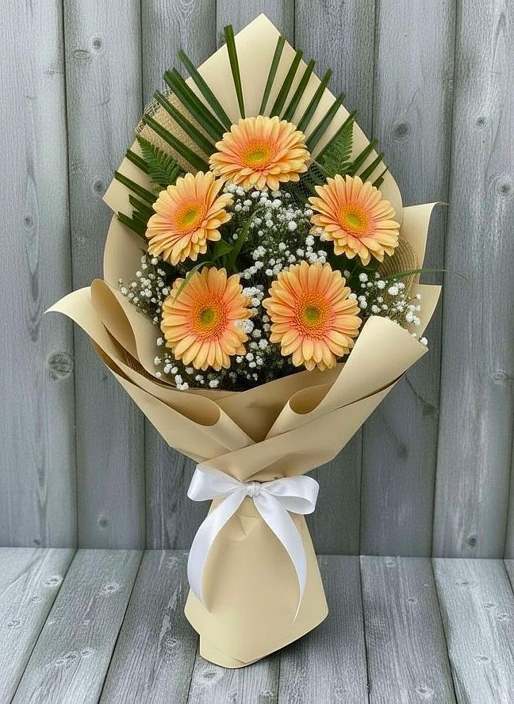 Букет цветов из: Герберы в Молодежный