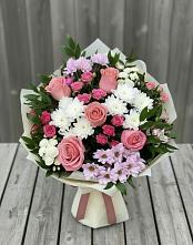 Букет цветов из:  Альстромерии, Гвоздики, Розы и Хризантемы в Молодежный