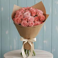 Букет цветов из:  Розы в Молодежный