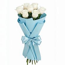 Букет 7 белых роз Проуд в Молодежный