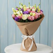 Букет цветов из:  Лизиантусы в Молодежный