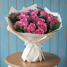 Букет цветов из:  Розы в Молодежный